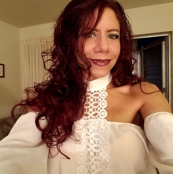 Meet your Posher, Christina - Picture 8 of 8